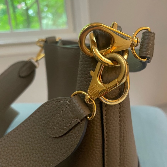 Moynat Handbag!!! - Picture 3 of 6